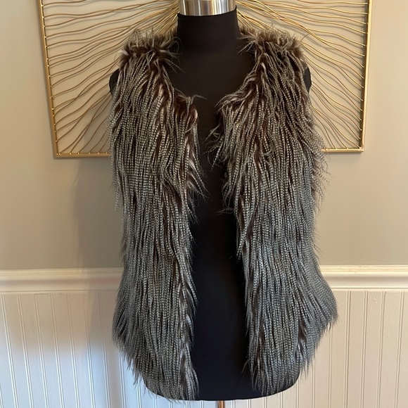 Max Studio Jackets & Blazers - Max Studio Faux Fur Vest Size Small